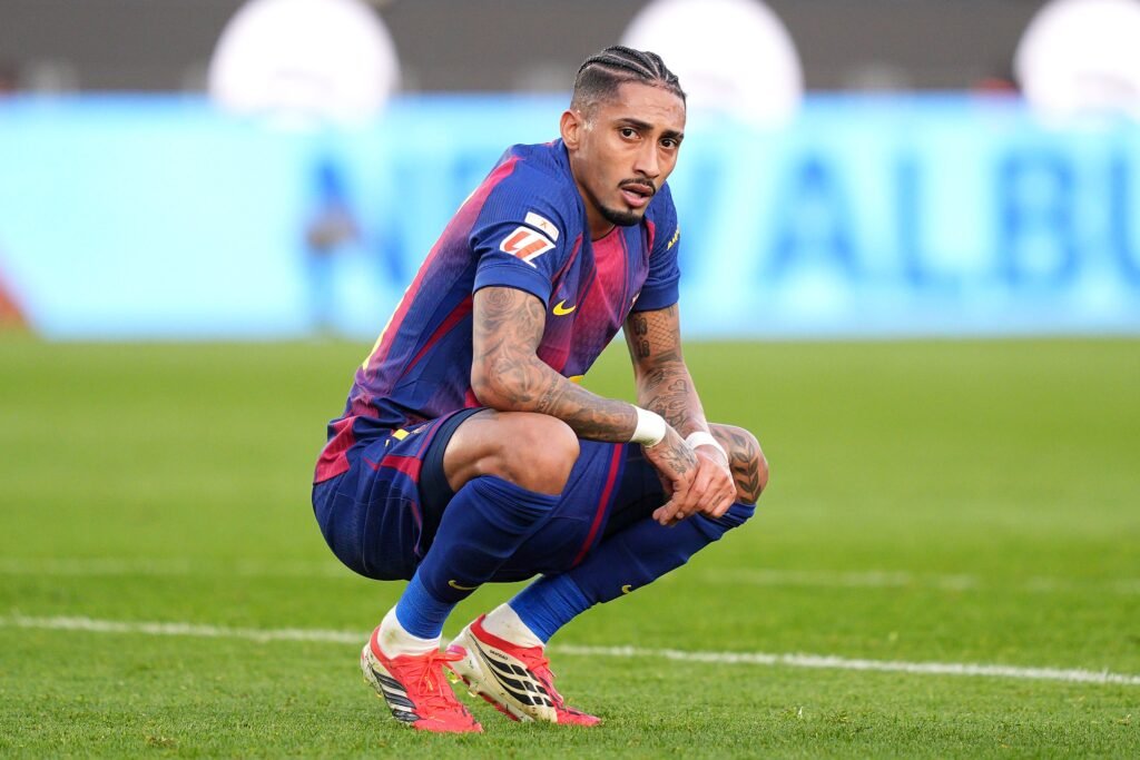 Raphinha avec la sélection du Brésil lors d’un match international avant sa blessure Barcelone